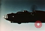Standbild B-17-Bomber Pueblo Army Air Field Colorado USA, 1943, aus Sekunde 49 historischem Filmmaterial Videoclip 65675020484