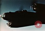 Standbild B-17-Bomber Pueblo Army Air Field Colorado USA, 1943, aus Sekunde 53 historischem Filmmaterial Videoclip 65675020484