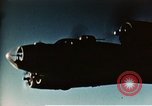 Standbild B-17-Bomber Pueblo Army Air Field Colorado USA, 1943, aus Sekunde 55 historischem Filmmaterial Videoclip 65675020484