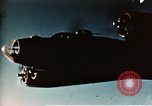 Standbild B-17-Bomber Pueblo Army Air Field Colorado USA, 1943, aus Sekunde 57 historischem Filmmaterial Videoclip 65675020484