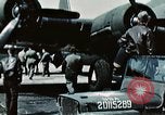 Standbild B-17-Bomber Northamptonshire England, 1943, aus Sekunde 44 historischem Filmmaterial Videoclip 65675020485