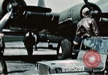 Standbild B-17-Bomber Northamptonshire England, 1943, aus Sekunde 46 historischem Filmmaterial Videoclip 65675020485
