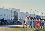 Image Français cavaliers Rabat Maroc, 1942, de la seconde 18 séquences d'archives historiques vidéo 65675020490