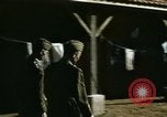 Immagine di Il Brigadiere Generale Theodore Roosevelt Jr e il Maggiore Generale Terry Allen Il Nord Africa, 1942, secondo 29 filmato di repertorio 65675020504