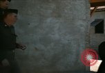 Immagine di Il Brigadiere Generale Theodore Roosevelt Jr e il Maggiore Generale Terry Allen Il Nord Africa, 1942, secondo 44 filmato di repertorio 65675020504