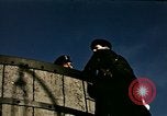 Standbild britischen Matrosen Mittelmeer, 1942, aus Sekunde 13 historischem Filmmaterial Videoclip 65675020514
