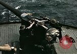 Standbild britischen Matrosen Mittelmeer, 1942, aus Sekunde 25 historischem Filmmaterial Videoclip 65675020514