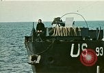 Standbild USA Soldaten Normandie Frankreich, 1944, aus Sekunde 28 historischem Filmmaterial Videoclip 65675020540