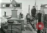 Immagine di British fiume imbarcazioni a pistola Fiume Danubio, 1917, secondo 20 filmato di repertorio 65675020556
