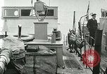 Immagine di British fiume imbarcazioni a pistola Fiume Danubio, 1917, secondo 23 filmato di repertorio 65675020556