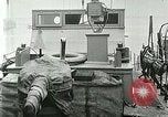 Immagine di British fiume imbarcazioni a pistola Fiume Danubio, 1917, secondo 27 filmato di repertorio 65675020556
