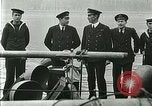 Immagine di British fiume imbarcazioni a pistola Fiume Danubio, 1917, secondo 40 filmato di repertorio 65675020556