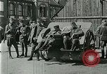 Image austro-hongrois équipés d'artillerie de campagne pose des soldats Autriche, 1917, de la seconde 7 séquences d'archives historiques vidéo 65675020557