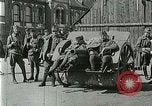 Image austro-hongrois équipés d'artillerie de campagne pose des soldats Autriche, 1917, de la seconde 8 séquences d'archives historiques vidéo 65675020557