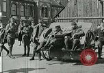 Image austro-hongrois équipés d'artillerie de campagne pose des soldats Autriche, 1917, de la seconde 13 séquences d'archives historiques vidéo 65675020557