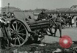 Image austro-hongrois équipés d'artillerie de campagne pose des soldats Autriche, 1917, de la seconde 20 séquences d'archives historiques vidéo 65675020557