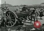 Image austro-hongrois équipés d'artillerie de campagne pose des soldats Autriche, 1917, de la seconde 27 séquences d'archives historiques vidéo 65675020557