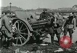 Image austro-hongrois équipés d'artillerie de campagne pose des soldats Autriche, 1917, de la seconde 31 séquences d'archives historiques vidéo 65675020557
