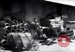 Immagine di Forniture di imballaggio Papua Nuova Guinea, 1944, secondo 35 filmato di repertorio 65675020561
