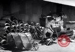 Immagine di Forniture di imballaggio Papua Nuova Guinea, 1944, secondo 37 filmato di repertorio 65675020561
