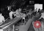 Immagine di Forniture di imballaggio Papua Nuova Guinea, 1944, secondo 60 filmato di repertorio 65675020563