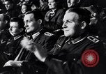 Image l'artiste de cirque Berlin Allemagne, 1944, de la seconde 38 séquences d'archives historiques vidéo 65675020575