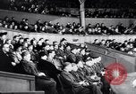 Image l'artiste de cirque Berlin Allemagne, 1944, de la seconde 50 séquences d'archives historiques vidéo 65675020575