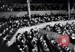 Image l'artiste de cirque Berlin Allemagne, 1944, de la seconde 57 séquences d'archives historiques vidéo 65675020575