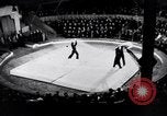 Image l'artiste de cirque Berlin Allemagne, 1944, de la seconde 60 séquences d'archives historiques vidéo 65675020575