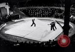 Image l'artiste de cirque Berlin Allemagne, 1944, de la seconde 61 séquences d'archives historiques vidéo 65675020575