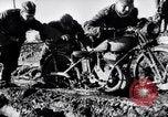 Standbild Deutsche Infanterie Ostfront, 1943, aus Sekunde 60 historischem Filmmaterial Videoclip 65675020586