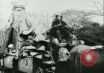 Standbild Urlaub Feste und Parade mit Schwimmern in Spanien (evtl Cabalgat Spanien, 1942, aus Sekunde 15 historischem Filmmaterial Videoclip 65675020591