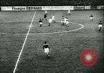 Standbild Fussballspiel Deutschland, 1942, aus Sekunde 9 historischem Filmmaterial Videoclip 65675020595