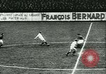 Standbild Fussballspiel Deutschland, 1942, aus Sekunde 18 historischem Filmmaterial Videoclip 65675020595