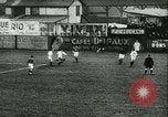 Standbild Fussballspiel Deutschland, 1942, aus Sekunde 31 historischem Filmmaterial Videoclip 65675020595