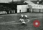 Standbild Fussballspiel Deutschland, 1942, aus Sekunde 34 historischem Filmmaterial Videoclip 65675020595