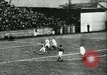 Standbild Fussballspiel Deutschland, 1942, aus Sekunde 35 historischem Filmmaterial Videoclip 65675020595