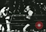 Standbild Boxkampf Deutschland, 1942, aus Sekunde 8 historischem Filmmaterial Videoclip 65675020596