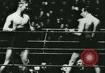 Standbild Boxkampf Deutschland, 1942, aus Sekunde 15 historischem Filmmaterial Videoclip 65675020596