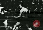 Standbild Boxkampf Deutschland, 1942, aus Sekunde 16 historischem Filmmaterial Videoclip 65675020596