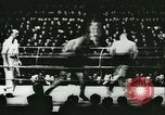 Standbild Boxkampf Deutschland, 1942, aus Sekunde 25 historischem Filmmaterial Videoclip 65675020596