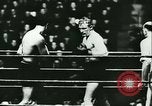 Standbild Boxkampf Deutschland, 1942, aus Sekunde 41 historischem Filmmaterial Videoclip 65675020596