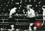 Standbild Boxkampf Deutschland, 1942, aus Sekunde 42 historischem Filmmaterial Videoclip 65675020596