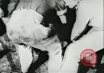 Standbild deutsche Truppen Tunesien Nordafrika, 1942, aus Sekunde 16 historischem Filmmaterial Videoclip 65675020598
