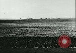 Standbild deutsche Truppen Tunesien Nordafrika, 1942, aus Sekunde 36 historischem Filmmaterial Videoclip 65675020598