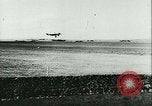 Standbild deutsche Truppen Tunesien Nordafrika, 1942, aus Sekunde 39 historischem Filmmaterial Videoclip 65675020598