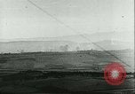 Standbild deutsche Truppen Tunesien Nordafrika, 1942, aus Sekunde 61 historischem Filmmaterial Videoclip 65675020598