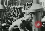 Immagine di Trattori e aratri Francia, 1942, secondo 12 filmato di repertorio 65675020604