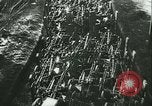 Immagine di Trattori e aratri Francia, 1942, secondo 61 filmato di repertorio 65675020604