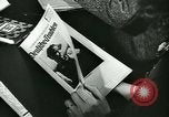 Immagine di Studenti tedeschi Monaco di Baviera Germania, 1943, secondo 5 filmato di repertorio 65675020605